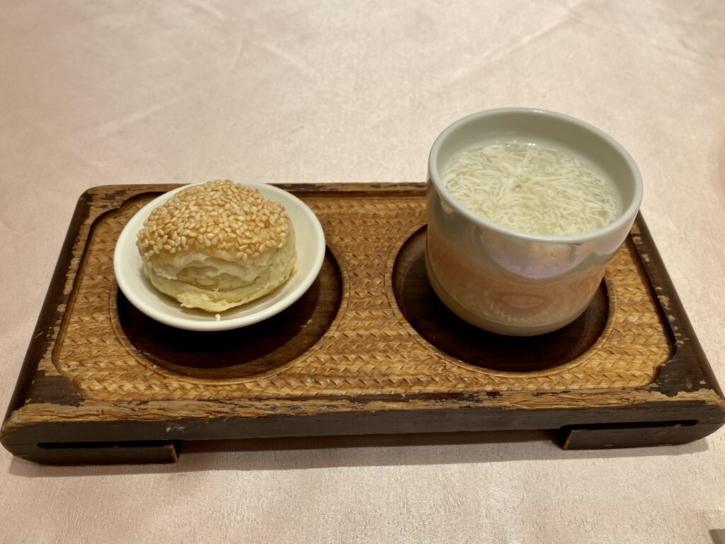 Shredded Tofu Soup with Crab Shell Pastry