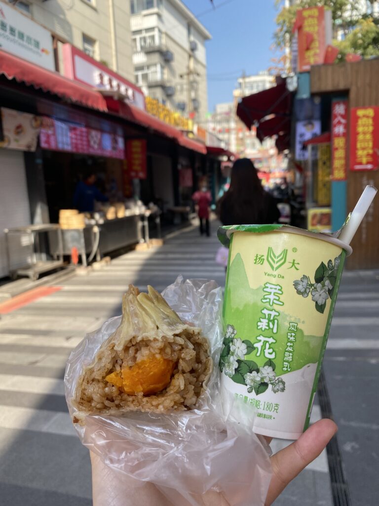 Xin Yong's Siu Mai（心勇烧卖）and Jasmine Yogurt in Yangda Yogurt